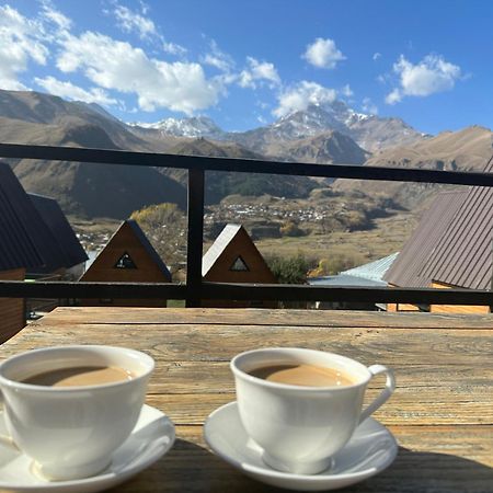 Guesthouse Elli & Cottages Kazbegi Exteriör bild
