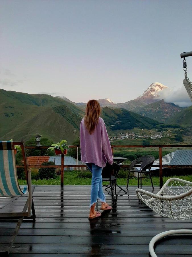 Guesthouse Elli & Cottages Kazbegi Exteriör bild