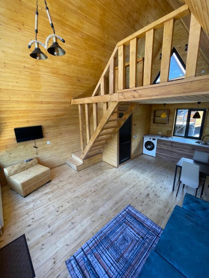Guesthouse Elli & Cottages Kazbegi Exteriör bild