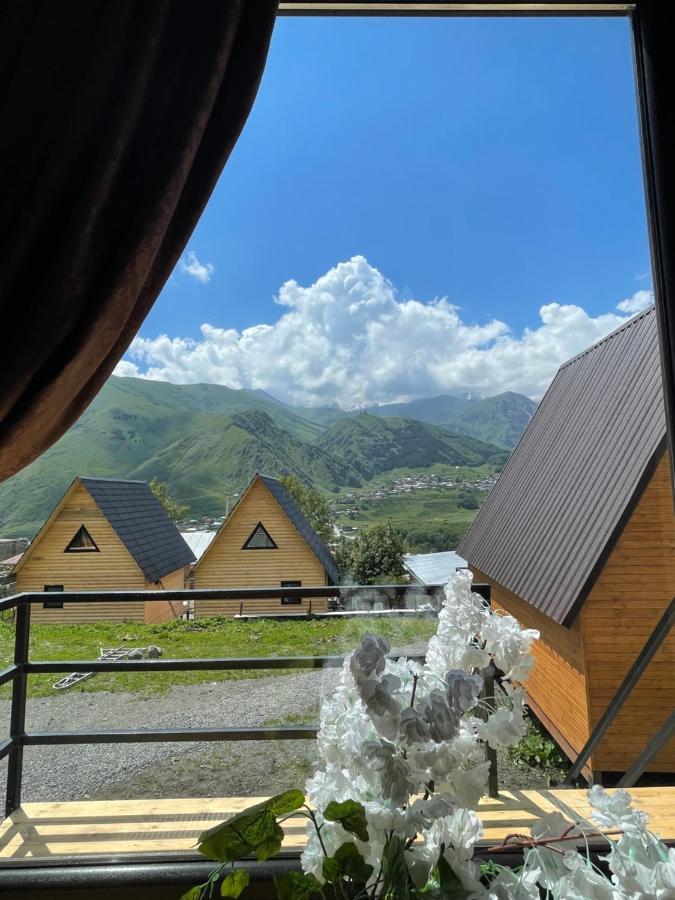 Guesthouse Elli & Cottages Kazbegi Exteriör bild