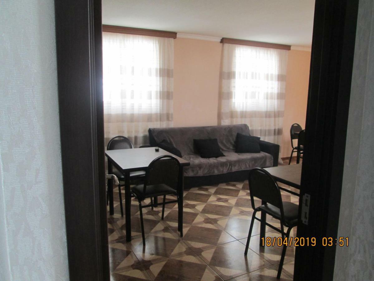 Guesthouse Elli & Cottages Kazbegi Exteriör bild